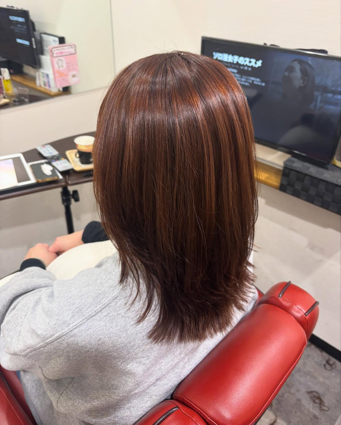 冬は暖色カラーもオススメです☆